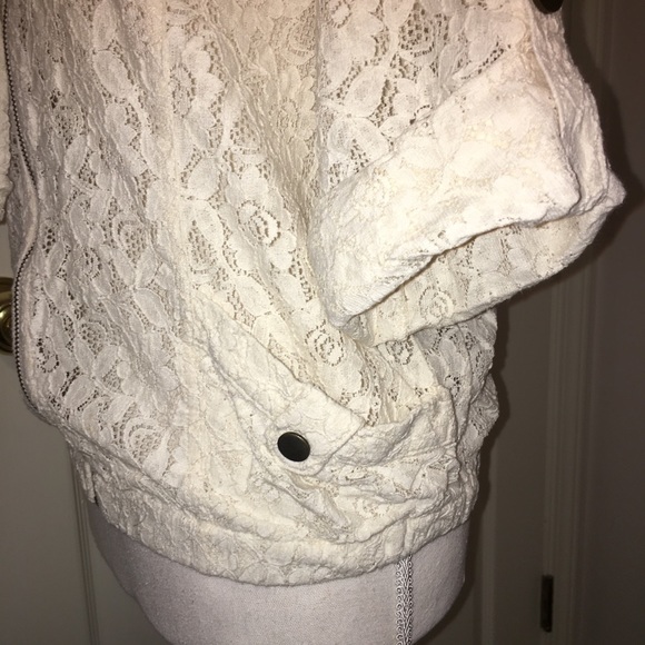 Ultra Pink Lace Jacket - Picture 11 of 12